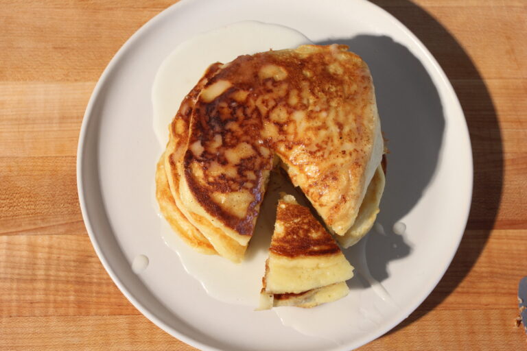 Cinnamon Roll Cottage Cheese Pancakes